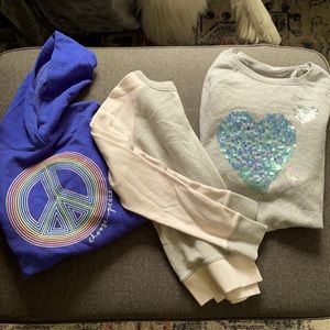 Lot of 3 sweatshirts